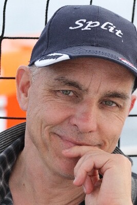 Click here for a bigger version of 'SYNOPHOTO_THUMB_XL.jpg'