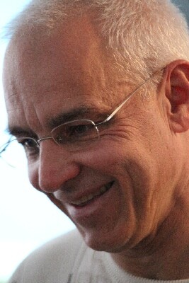 Click here for a bigger version of 'SYNOPHOTO_THUMB_XL.jpg'