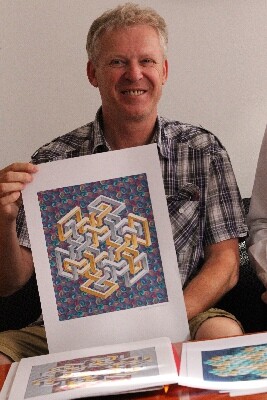 Click here for a bigger version of 'SYNOPHOTO_THUMB_XL.jpg'